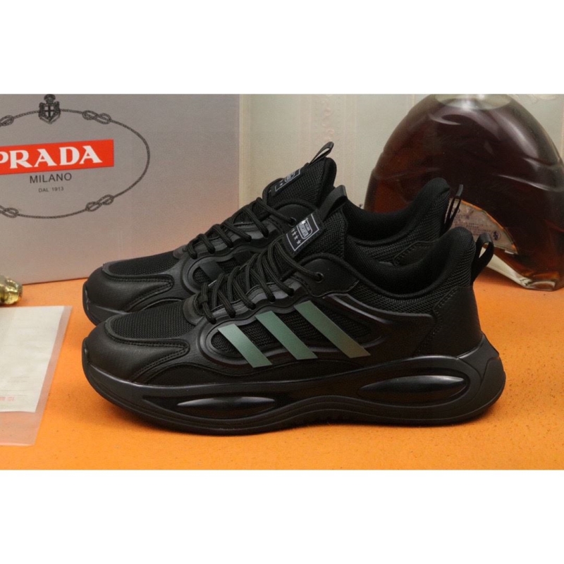 Pra*a casual shoes